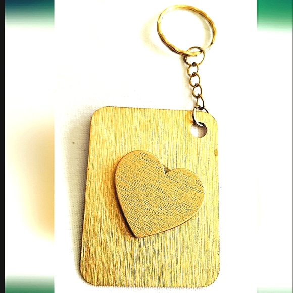 NEW Handmade Keychain Bag Tag! Gold Muro. Gold Wooden Heart. Unisex. - Picture 3 of 7
